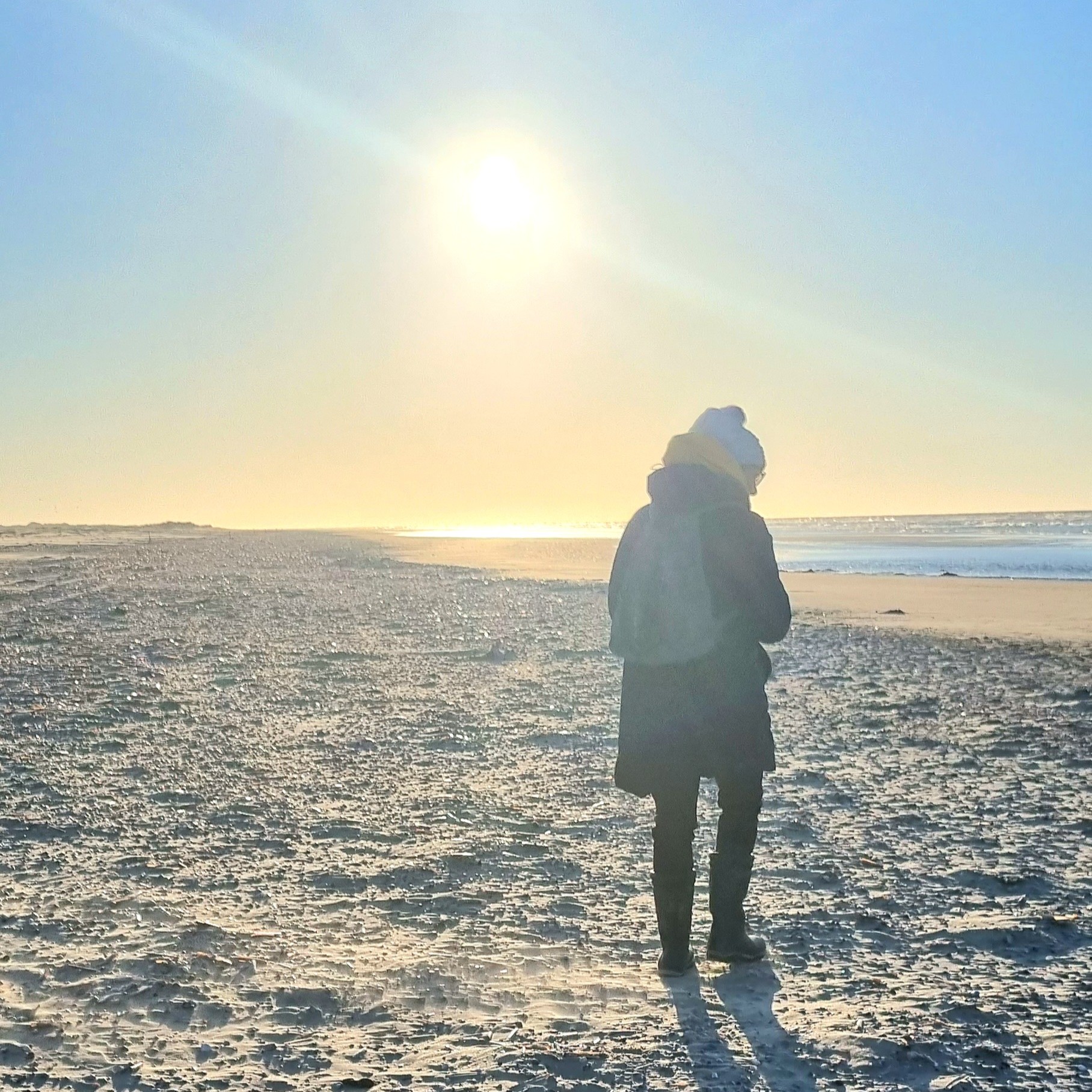 Solo reizen op Terschelling. Wandelen door de Terschellinger natuur. Strandwandeling op Terschelling
