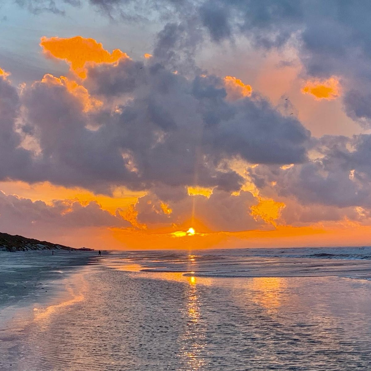 Zonsondergang op Terschellinger strand